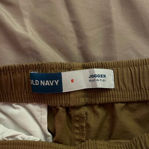 Old Navy “Jogger” Shorts. - Picture 2 of 4